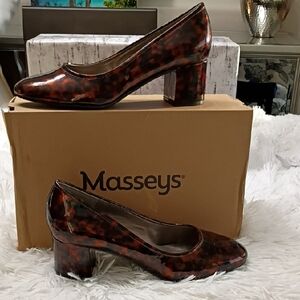 Masseys Women's Daphne Block Heel Dress Pump, 7 W (Wide), Tortoise Patent